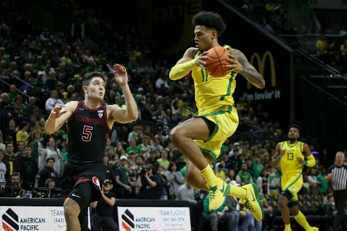 Oregon guard Rivaldo Soares jumps for a layup.